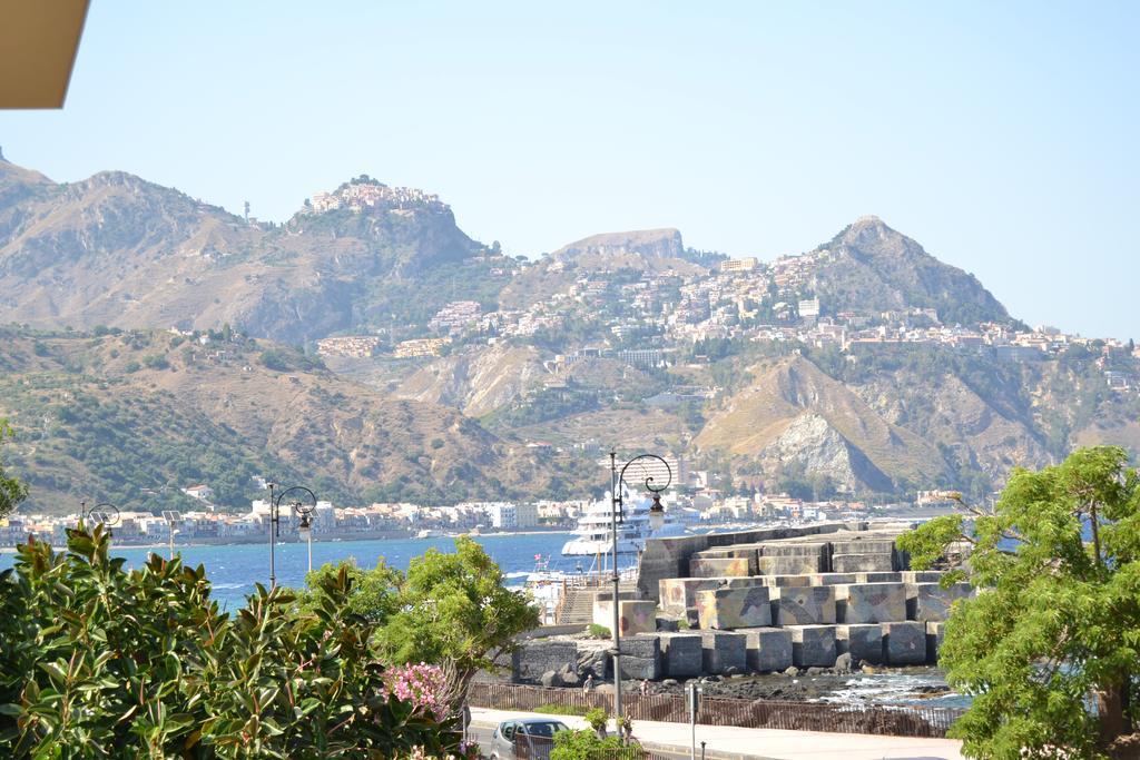 Hotel Porto Azzurro Giardini-Naxos