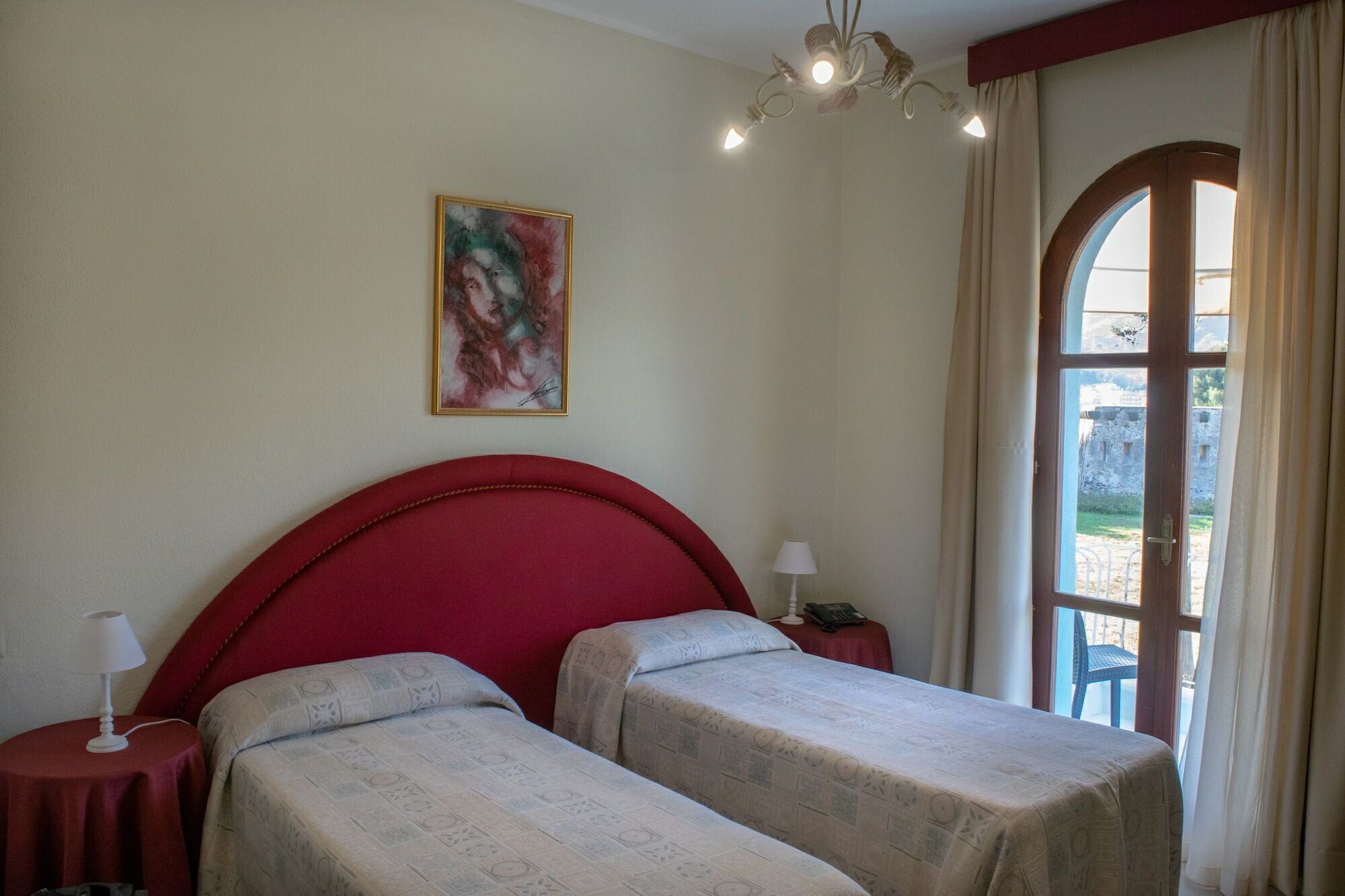 Porto Azzurro Giardini-Naxos